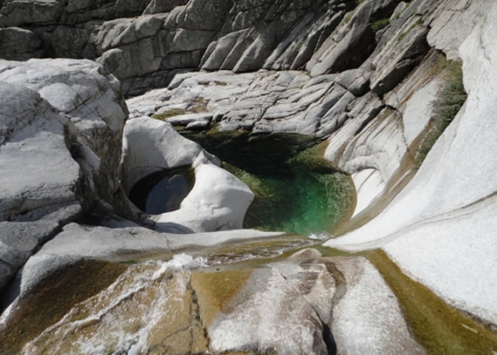 Βάθρες Ξηροποτάμου